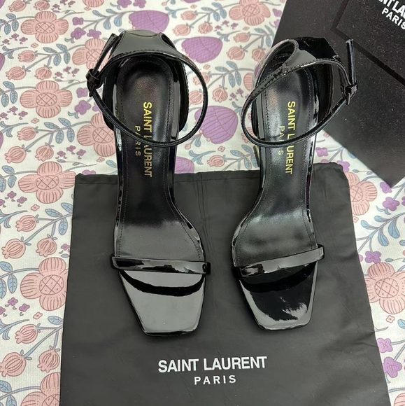 YSL   Heels Black Patent Leather - Picture 4 of 6